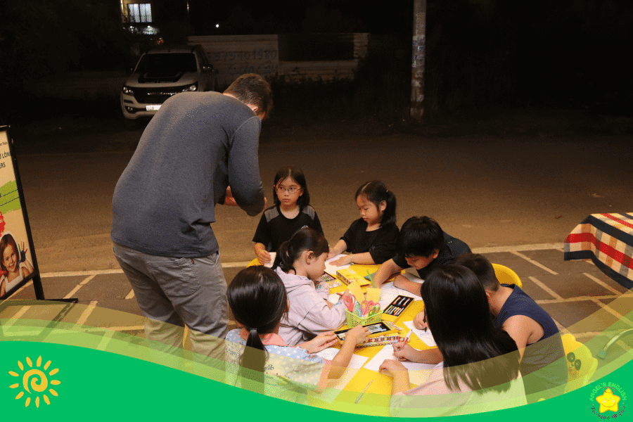 Giờ Học Thực Hành Làm Sư Tử Giấy (lớp Sj1.ae16)
