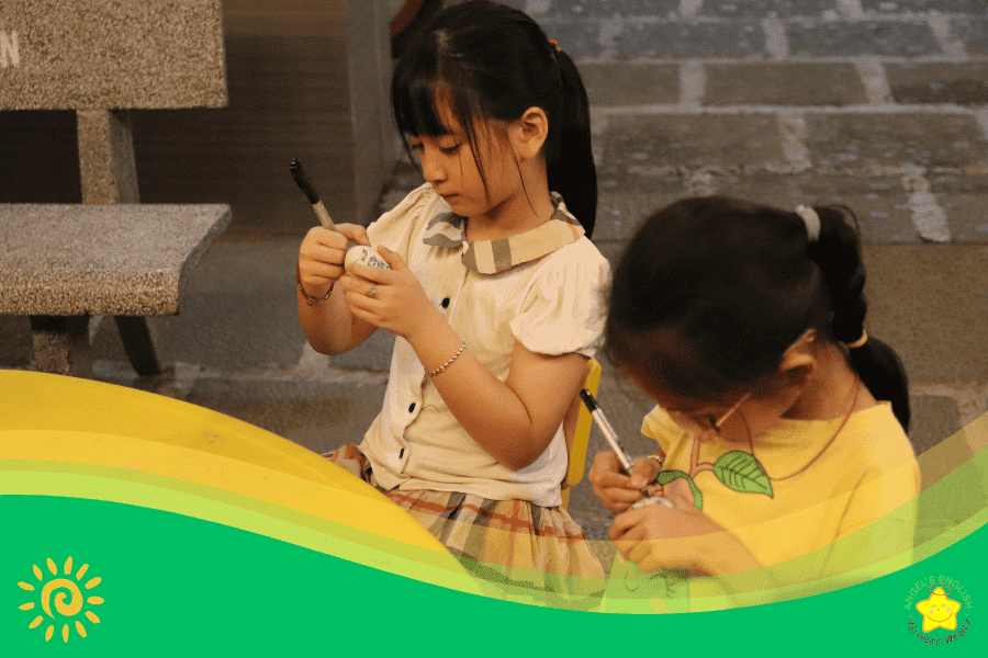 Làm Trứng Phục Sinh 2024.