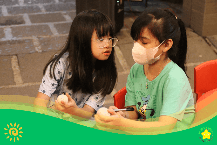Làm Trứng Phục Sinh 2024.