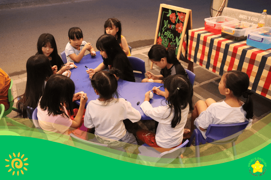 Làm Trứng Phục Sinh 2024.