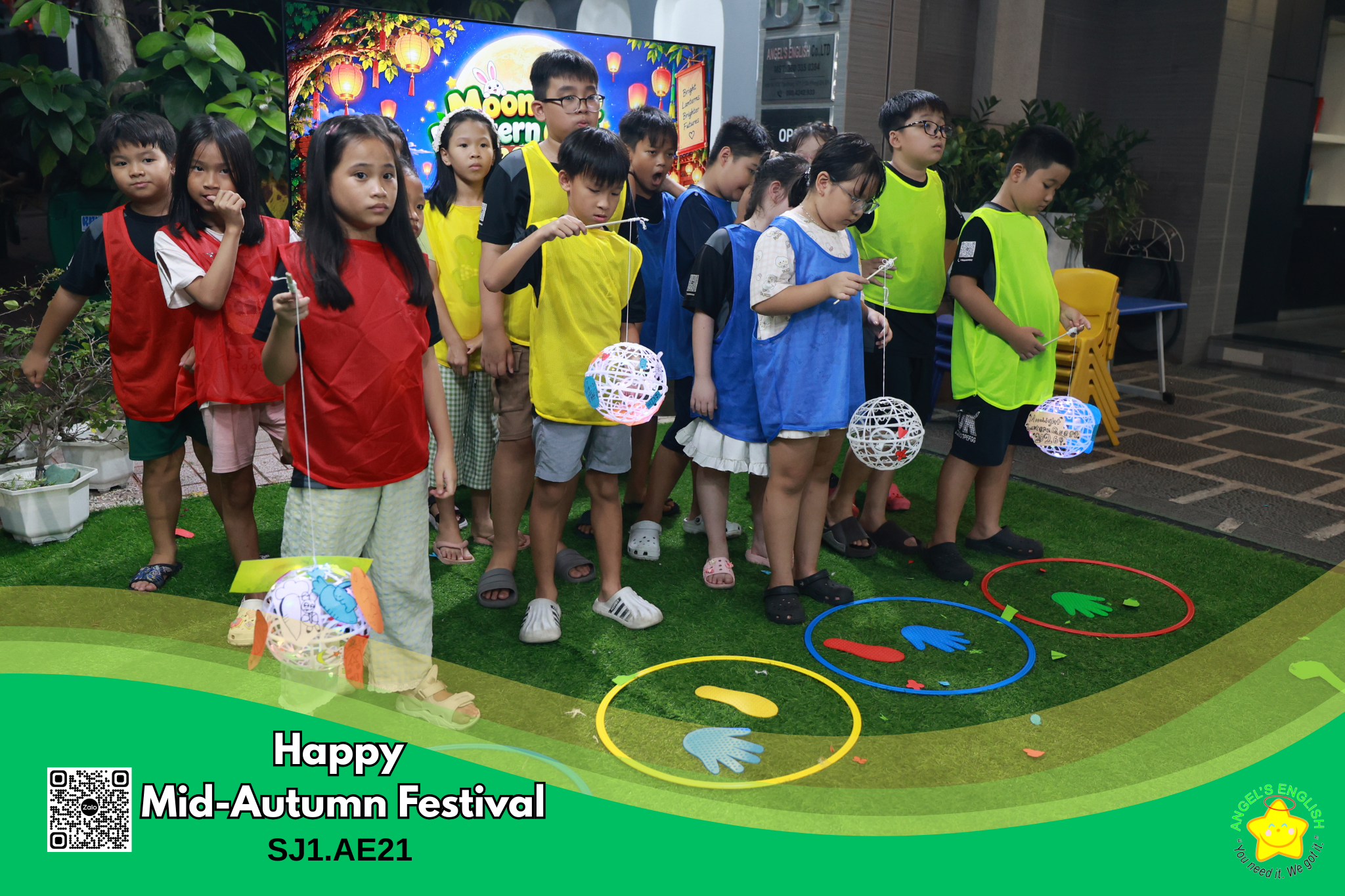 MID-AUTUMN FESTIVAL – CÙNG SJ1.AE21 TỰ TAY LÀM NHỮNG CHIẾC LỒNG ĐÈN TẠI ANGEL’S ENGLISH